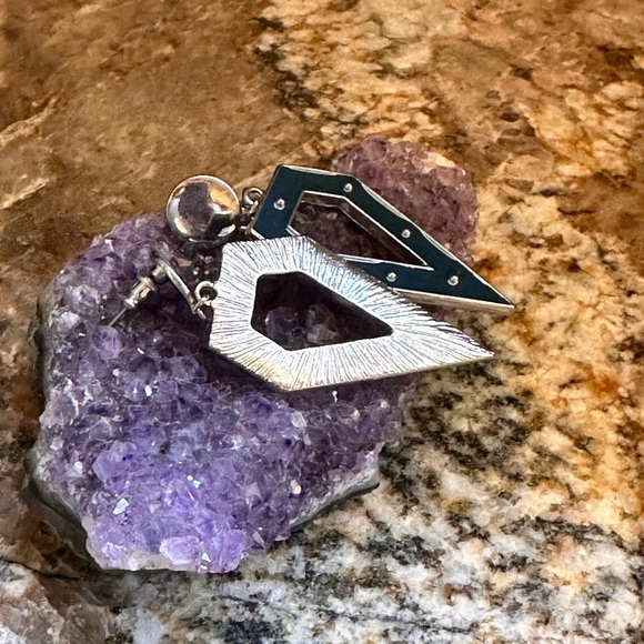 Silver Retro Blue Enamel Earrings - Picture 4 of 6